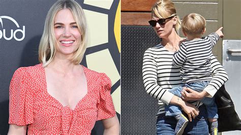 Who Is The Father Of January Jones Son Xander Hello