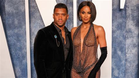 In Photos Russell Wilson Wife Ciara Hit Up Oscars Party With Singer