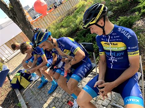 Nebo z jazzového projektu illustratosphere. Nabitý program TUFO PARDUS Prostějov | RoadCycling.cz ...