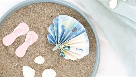 Allerdings muss auch gesagt werden, dass ein arbeiten ohne diese vorlage eür noch viel anstrengender und viel nerviger ist und dich außerdem eine ganze menge an zeit kostet. Geldscheine falten als Muschel: Eine maritime Geldgeschenk-Idee