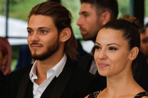 C'est une vidéo qui a fait le buzz sur les réseaux sociaux et on comprend pourquoi. Denitsa Ikonomova et Rayane Bensetti en couple ? La ...
