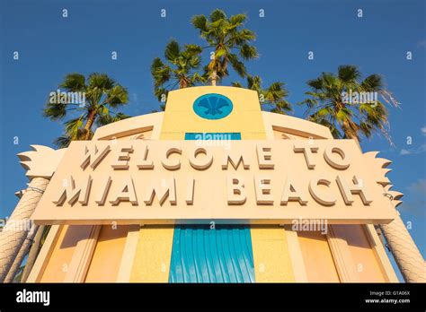 Welcome Miami Beach Sign Tuttle Hi Res Stock Photography And Images Alamy