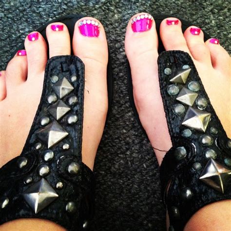bling lined hot pink toes pink toes hot pink toes toe nails