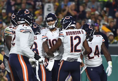 Chicago Bears 3 Players To Watch On Offense And Defense In Week 2