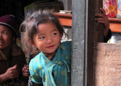 Enfants Du Népal