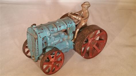 Arcade Cast Iron Fordson Tractor Antique Toys Metal Toys Tin Toys