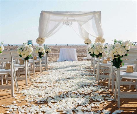 20 Outdoor Ceremonies That Will Make You Rethink Your Venue