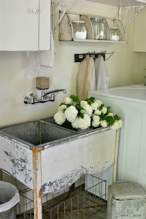 60 Best Farmhouse Laundry Room Decor Ideas And Designs For 2020