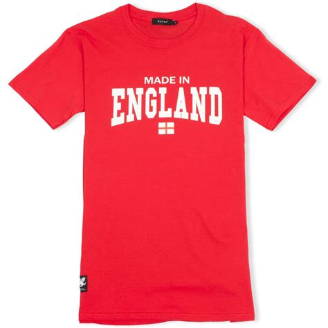 Whether at wembley stadium or on the road, show your support for the three lions! Made In England red T-shirt with White Dragon woven patch