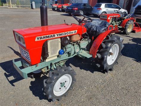 Traktor Yanmar 1300d