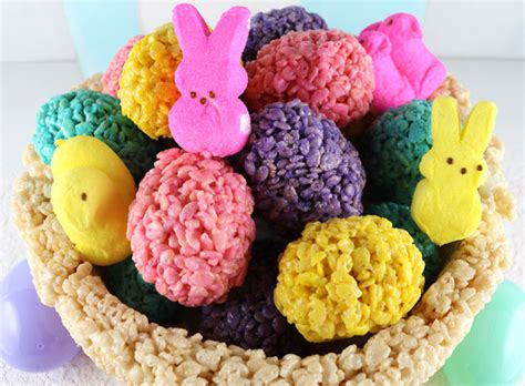 I love decorating for easter, everything is fresh and bright and so purdy! Rice Krispie Treat Easter Basket Centerpiece - Two Sisters