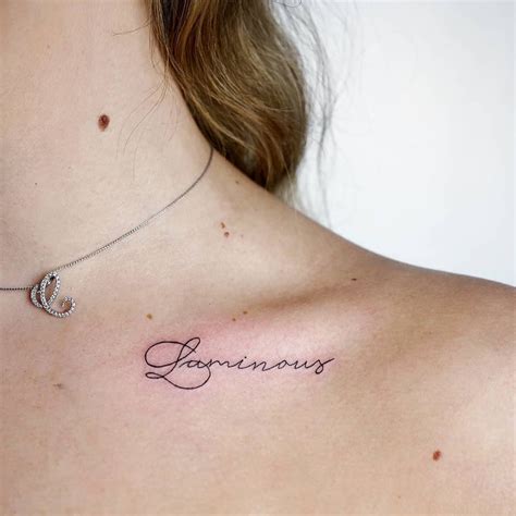 10 Collarbone Tattoos To Try This Summer