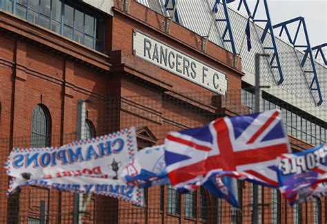 Giới đầu cơ càng có lý do để tránh xa đội bóng scotland. Rangers: Maguire - Gers will not be forced into selling top stars in summer