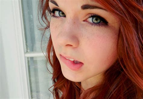 Redhead Women Green Eyes Face Freckles Biting Lip Hd Wallpaper Rare