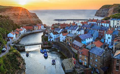 Staithes A Stunning Little Seaside Town Close To Whitby In 2021