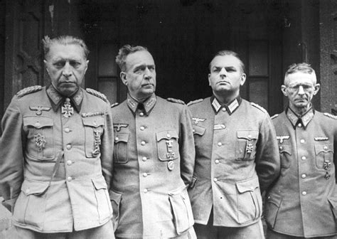 Photo German General Helmuth Weidling And Other German Generals In