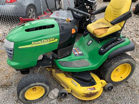 48in John Deere L120 Riding Lawn Tractor Non Running Parts Mower