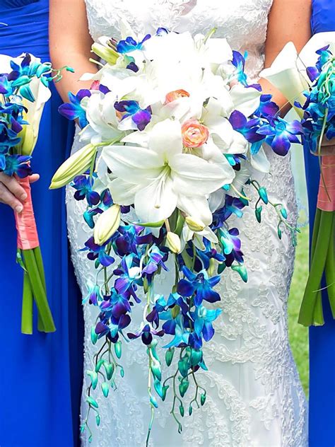 a guide to blue wedding flowers and 36 ways to use them blue wedding bouquet wedding flower