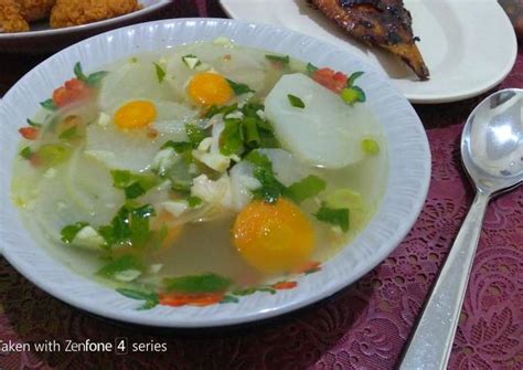 Resep lobak putih ini dapat menjadi menu makan di rumah yang sehat. Resep Sup Lobak Putih (1) oleh solihahoney - Cookpad