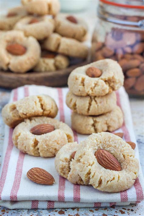 3 can i add any fillers? Almond Cookies - Great Eastern Sun
