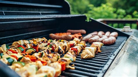 Barbecue Party Nos Conseils Pour Un Repas Mémorable Traiteur Délices