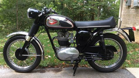Malaysians are categorised into three different income groups: 1962 BSA B40 SS 90 Sportsman | S26 | Las Vegas 2016
