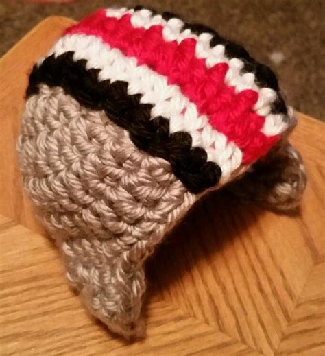 What are the stickers on the back of their helmets? Infant ohio state helmet hat | Helmet hat, Ohio state ...