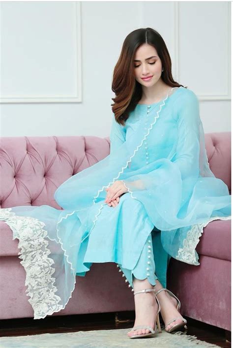Pin By Aaminah♡🕊 On Sana Javed Simple Pakistani Dresses Pakistani