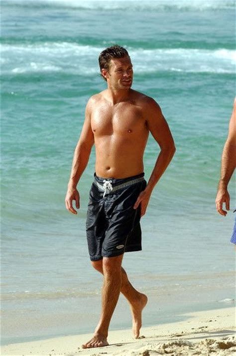 Ryan reynolds parents are tammy (his mother) & ryan reynolds has a slim and fit body. Ryan Seacrest in Ryan Seacrest and Simon Cowell in the ...