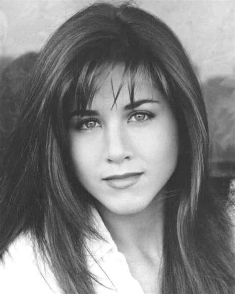 20 Gorgeous Pictures Of Young Jennifer Aniston