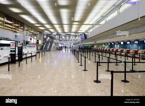 Geneva Switzerland November 18 2015 Interior Of Geneva Airport