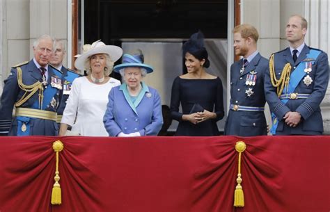 Buckingham Palace Admits Hiring Few Minorities For First Time