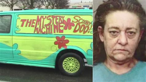 Woman Leads Police On High Speed Chase In Mystery Machine Abc7 Los Angeles