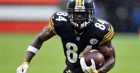 Antonio Brown tweet sets NFL world ablaze