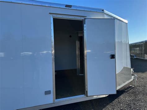 2023 Neo Trailers 75x295 Aluminum Enclosed 56 Place Snowmobile