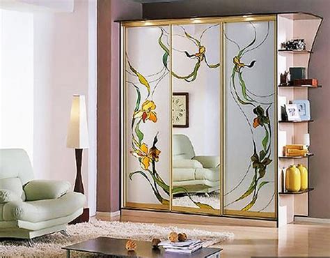 25 Modern Ideas To Use Stained Glass Designs For Home Decorating