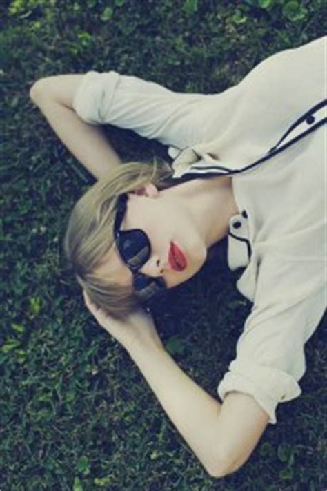 Download red album images and photos. Red album art - Taylor Swift Photo (32621828) - Fanpop