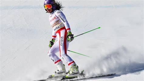 Juni 1989 in hallein), ist eine ehemalige salzburger skirennläuferin. Ski-Alpin: Olympiasiegerin Anna Veith fällt sechs Monate ...