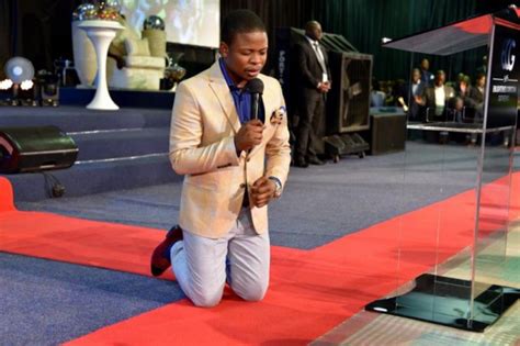 Shepherd bushiri, the founder of a megachurch in south africa, fled to his home country, malawi, amid fraud and money laundering charges, leaving the two nations to argue over his fate. Shepherd Bushiri, Who Claims to Walk on Air, Raise Dead ...
