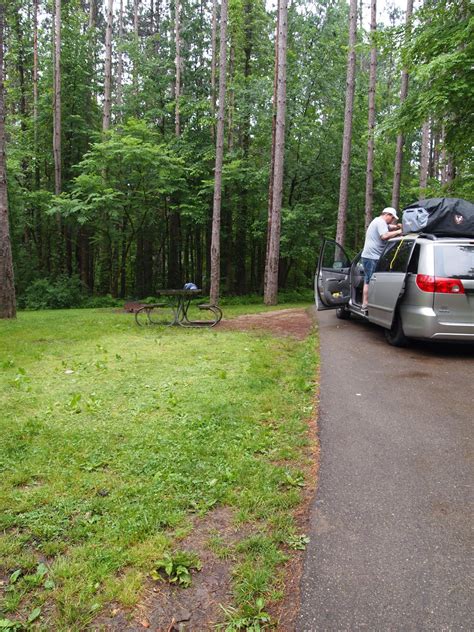 Hocking hills is an outdoor enthusiast's paradise, and it attracts several million tourists every year for hiking, sight seeing, camping and cabin stays. Tent Camping Ninjas: Hocking Hills State Park: Camping