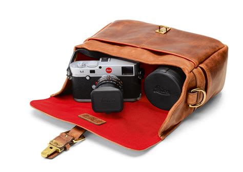 Leica And Ona Present An Exclusive Collection Of Premium Camera Bags