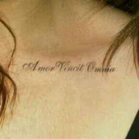 my tattoo amor vincit omnia love conquers all in latin tatoeage ideeën tatoeage