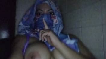 Real Arab Milf In Hijab Mom Masturbates While Husband In Other Room