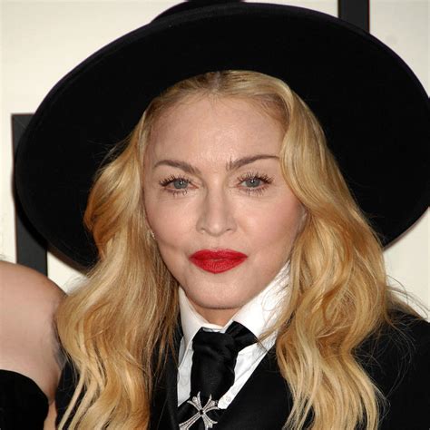 Madonna Looks Unrecognizable Now A Plastic Surgeon Weighs In