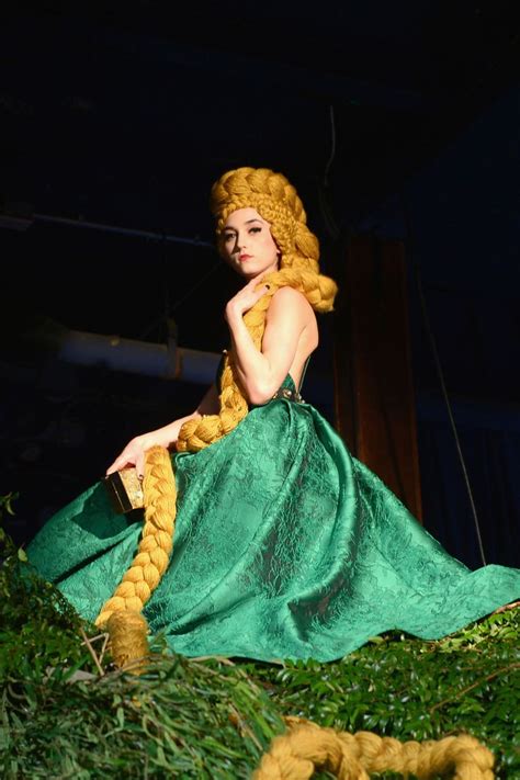 Fairy Tale Fashion A Runway Retrospective Fashion Fairytale Fashion