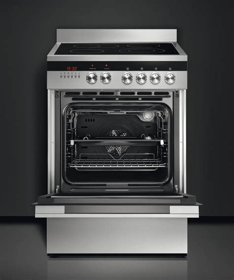 OR60SDBSX2 - Freestanding Electric Cooker 60cm | Fisher & Paykel