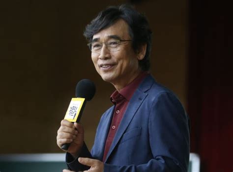 Name another artist (except mx and wh ofc) that can make everyone jaw drop everytime they drop something, i'll wait #그댄_행복에_살텐데 #리즈 #monstax. 유시민 "윤석열, 총·칼 안 든 '위헌적 쿠데타'… 조국 가족 ...