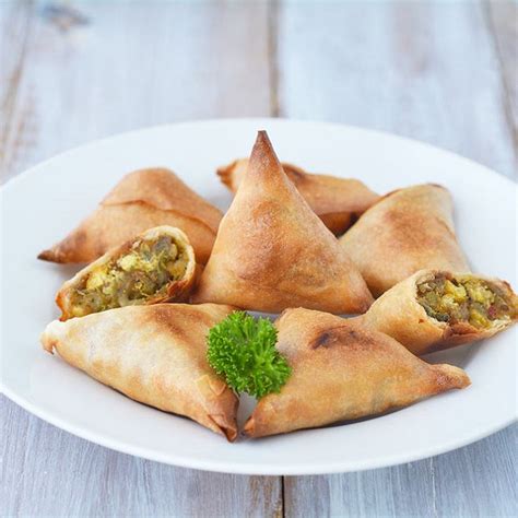 Samoussa de bœuf et de veau au curry