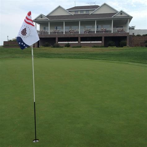 We acknowledge this is a golf course, and that 95 % of the reviews will be about the course (which is how it should be). Hole 7 Fourth of July at The Oaks Golf Course, Cottage ...