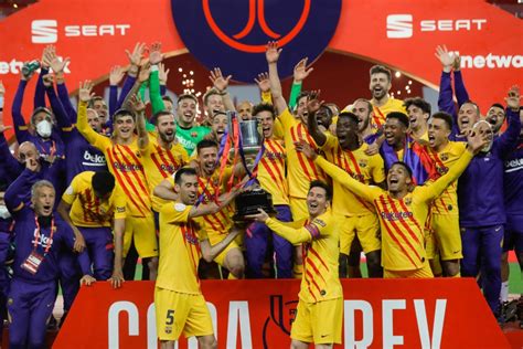 Lionel Messi lifts first trophy as Barcelona captain after scoring ...